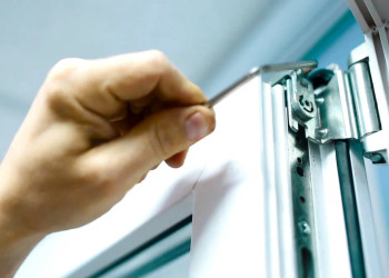 Регулировка створок