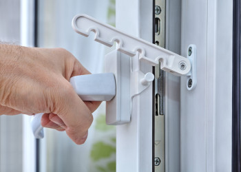 Замена ручек, гребенок